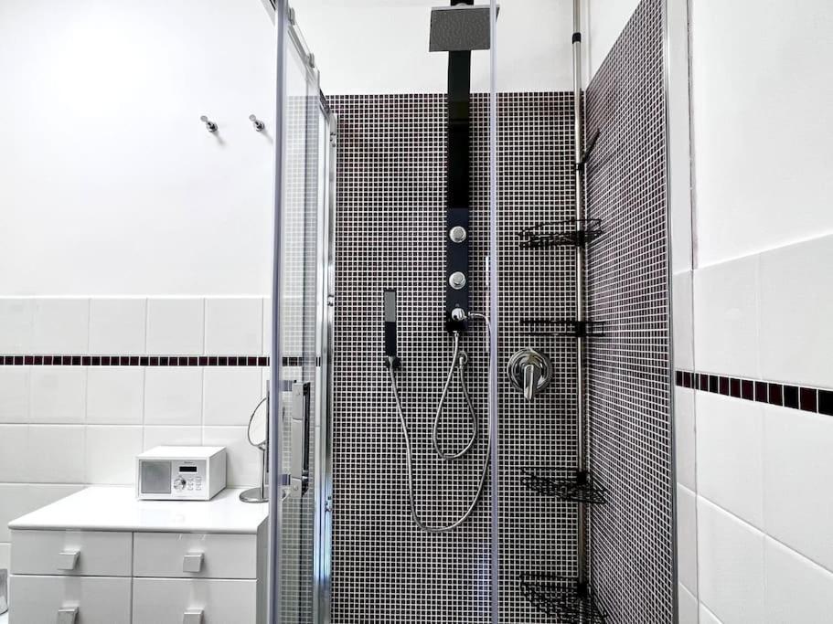 Ferienwohnung Comfyspot Rosia Exterior foto